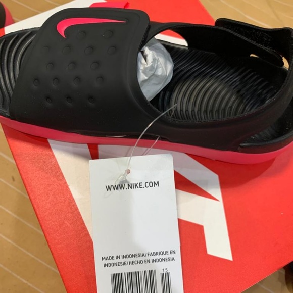 NEW Nike Sunray Adjust 5 Black/Pink Kids Sandals - Picture 3 of 3